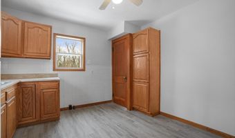 2218 Lee Dr, Akron, OH 44306