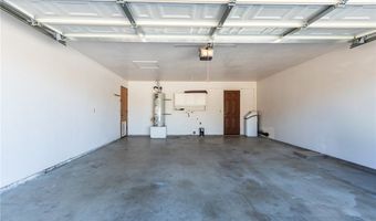 14076 Wawona Rd, Apple Valley, CA 92307