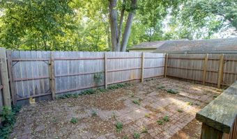 300 N Harshbarger St, Abingdon, IL 61410