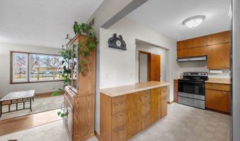 235 School St, Amherst, WI 54406