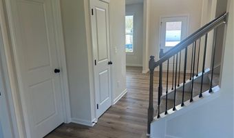 596 Rodeo Dr, Auburn, GA 30011