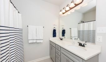 1025 Shadow Bluff Dr, Baton Rouge, LA 70820