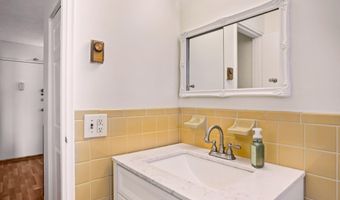 55 W 1ST St C6, Bayonne, NJ 07002
