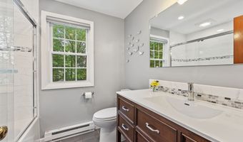 876 S Brooksvale Rd, Cheshire, CT 06410