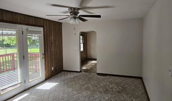 1115 S Carnation Dr, Aurora, MO 65605