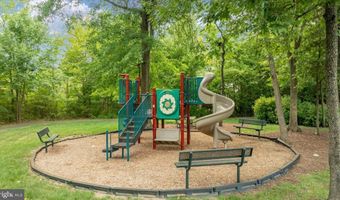 25030 GRAYWACKE Dr, Aldie, VA 20105