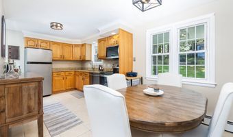 50 Dogwood Ln, Bristol, CT 06010