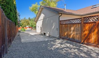 1671 NE Meerkat Ave, Bend, OR 97701