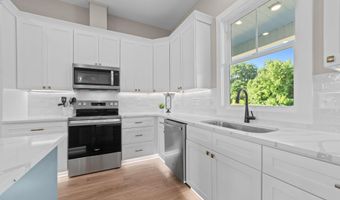 4009 Regina Ln, Ayden, NC 28513