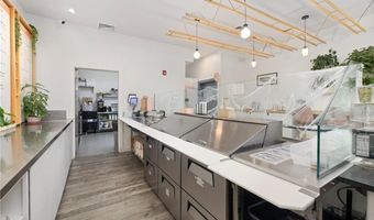37 Main St, East Greenwich, RI 02818