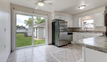 1819 W COMMERCIAL St, Appleton, WI 54914
