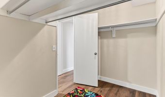 6101 EDSALL Rd 312, Alexandria, VA 22304