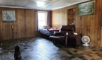 8 Graffam Rd, Baldwin, ME 04091