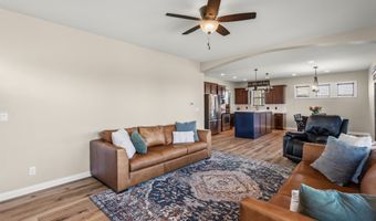 1103 NE Frisk Dr, Ankeny, IA 50021