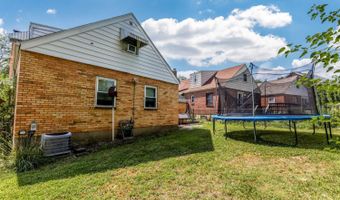 1062 Covedale Ave, Cincinnati, OH 45238