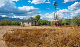 19755 E PALO VERDE Ln, Black Canyon City, AZ 85324