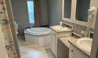 3105 NW Parrish Ave, Altha, FL 32421