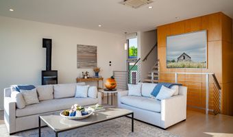 11 Lakeview Ter, Burlington, VT 05401