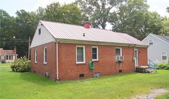 108 N Snead St, Ashland, VA 23005