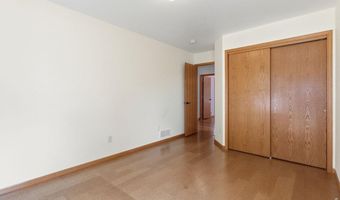 2243 Breckenridge Dr, Berthoud, CO 80513