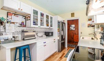 75 Great Plain Rd, Danbury, CT 06811