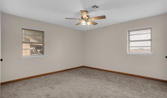2108 Galaxy Dr, Altus, OK 73521