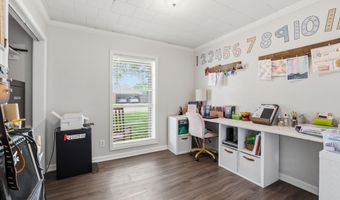 202 Hebert St, Berwick, LA 70342