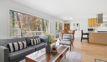 4024 IVA Ln, Annandale, VA 22003