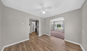 378 Hillwood Dr, Akron, OH 44320