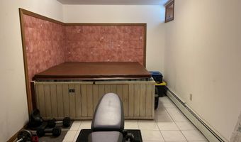 581 E Side Dr, Alton, NH 03810