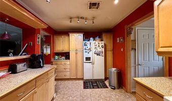 1021 Coe St, Altus, OK 73521