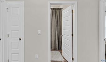 1305 Eidson St, Athens, AL 35611