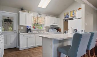 590 DOWNS Ln, Alexandria, LA 71303