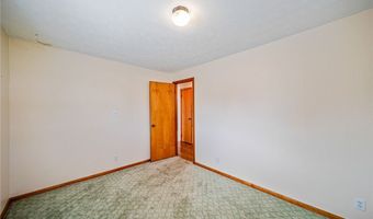 2716 Russell Rd, Ashtabula, OH 44004