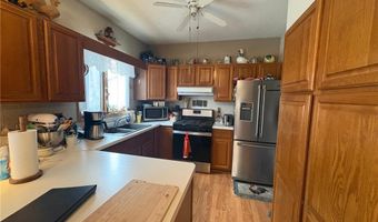 237 S Paul St, Appleton, MN 56208