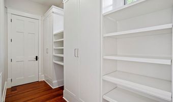 551 Olde Thompson Creek Rd, Apex, NC 27523