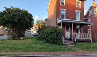 22 8TH St, Brookhaven, PA 19015