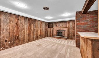 24 Ridge Rd, Cromwell, CT 06416