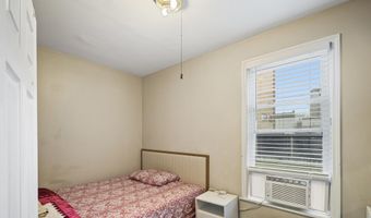 28 Grant Ave, Albany, NY 12206