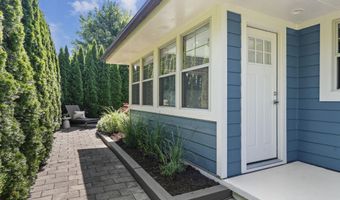 10 Roxbury Rd, Madison, WI 53704