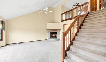 220 Yukon Pass, Auburn, IN 46706