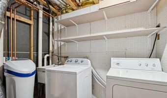 3824 Tower Pond Dr, Anoka, MN 55303