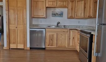 18 Rock Creek Rd, Clark, WY 82435