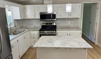 28 Airport Rd, Coventry, RI 02816