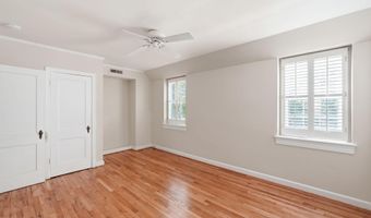 1401 S EDGEWOOD St 500, Arlington, VA 22204