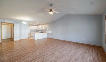 3218 SE Turnberry Dr, Ankeny, IA 50021