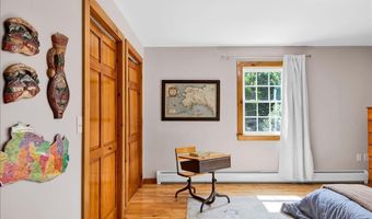 218 Donahue Rd, Barre, VT 05654
