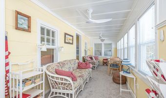 8 E DAGSBORO St, Fenwick Island, DE 19944