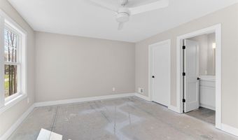 805 Club Dr W, Aurora, OH 44202