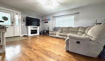 6509 Williams Rd, Bedford, IN 47421